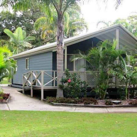 Nrma Blue Dolphin Yamba Holiday Resort ภายนอก รูปภาพ