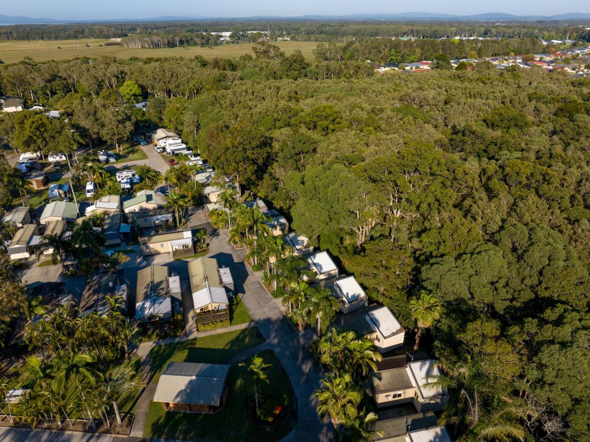 Nrma Blue Dolphin Yamba Holiday Resort ภายนอก รูปภาพ