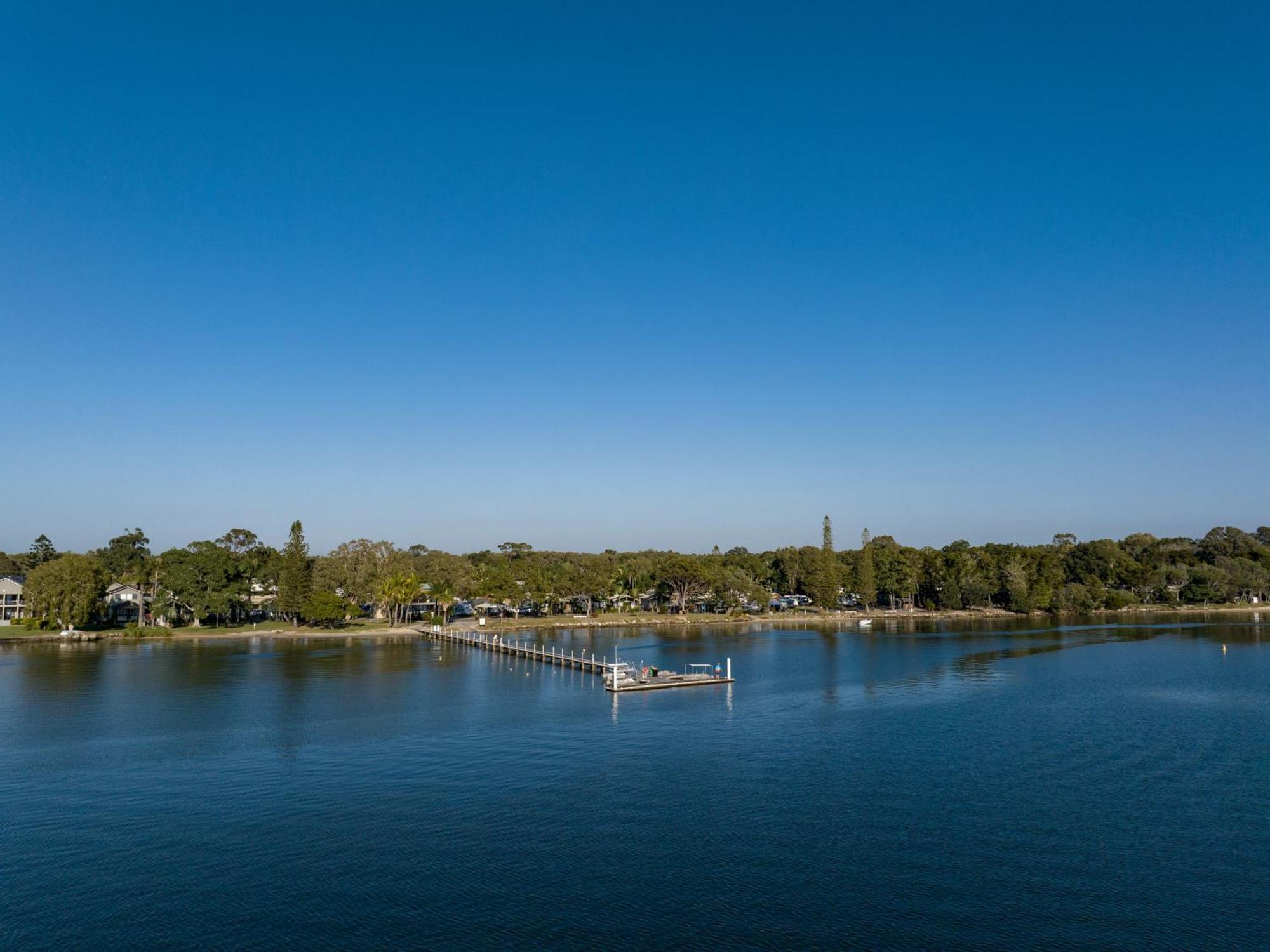 Nrma Blue Dolphin Yamba Holiday Resort ภายนอก รูปภาพ